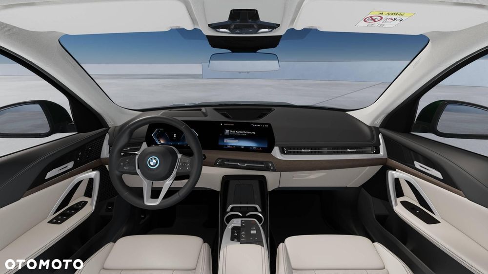 BMW iX1 eDrive20 66.5kWh xLine - 6
