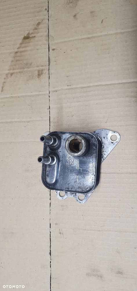 Chłodnica oleju chłodniczka Jaguar XF X250 2.7 TDV6 - 1