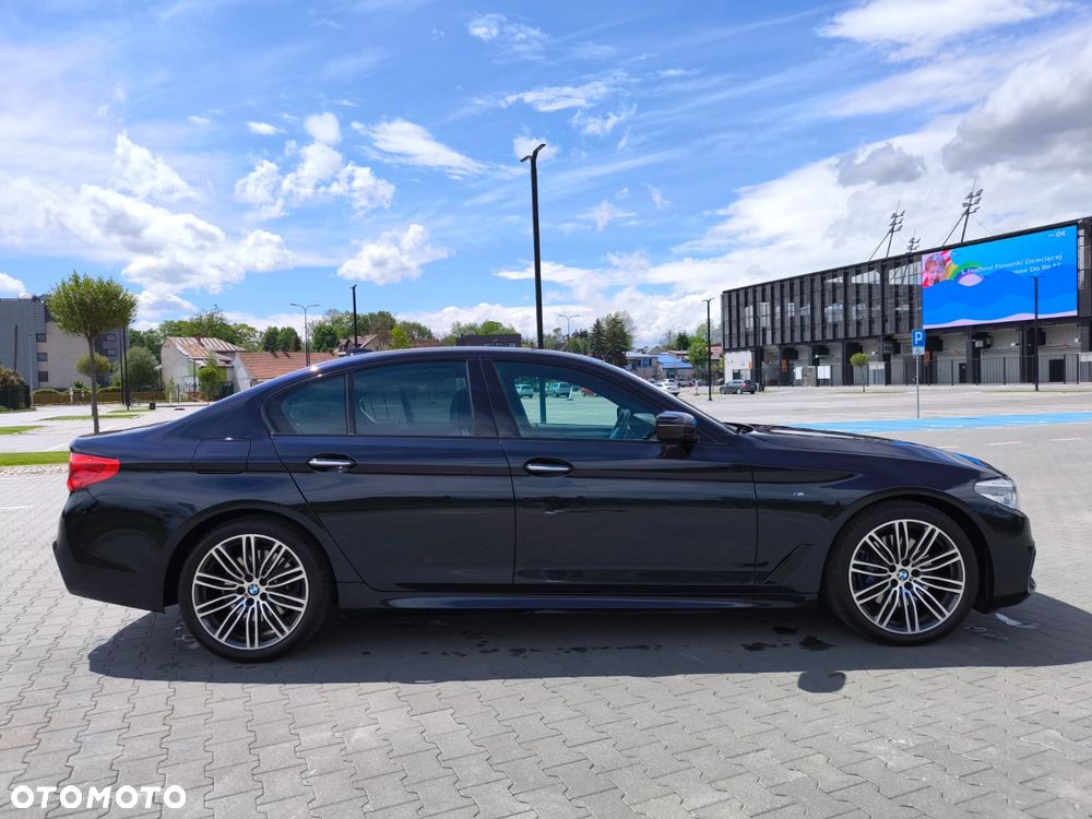 BMW Seria 5 530d xDrive M Sport sport - 24