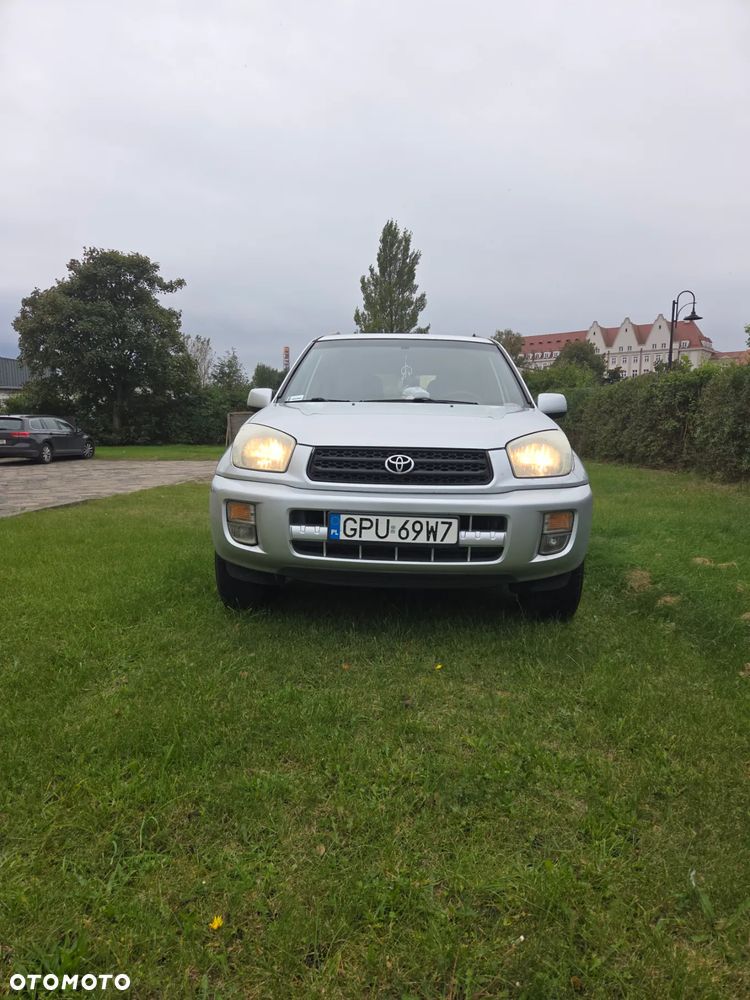 Toyota RAV4 4x2 - 4