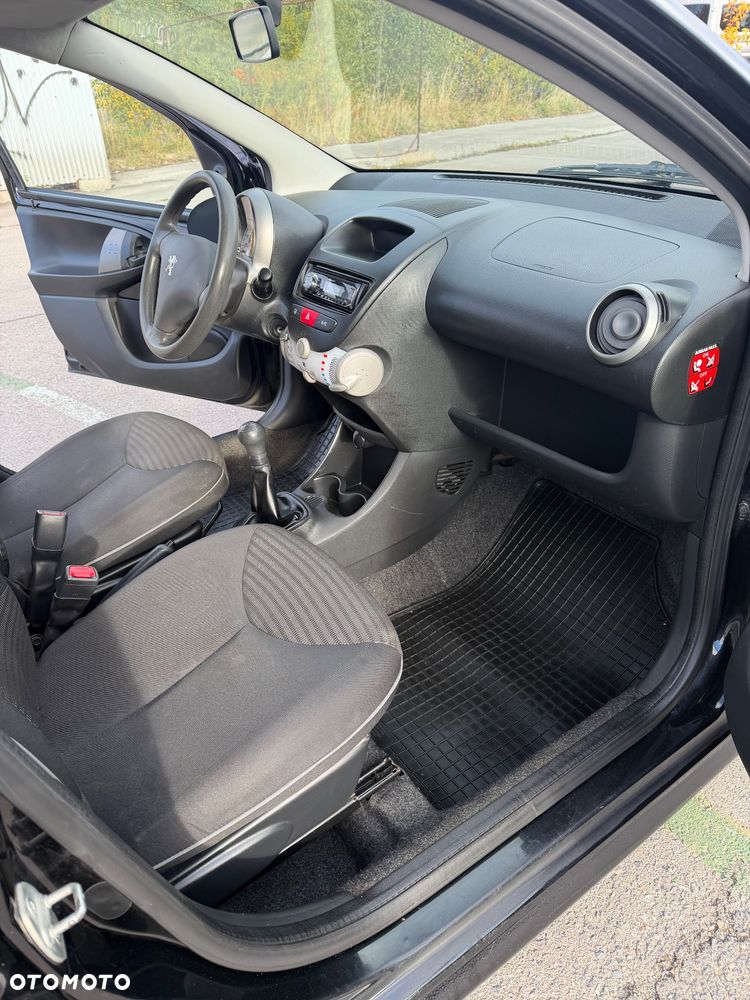Peugeot 107 - 17