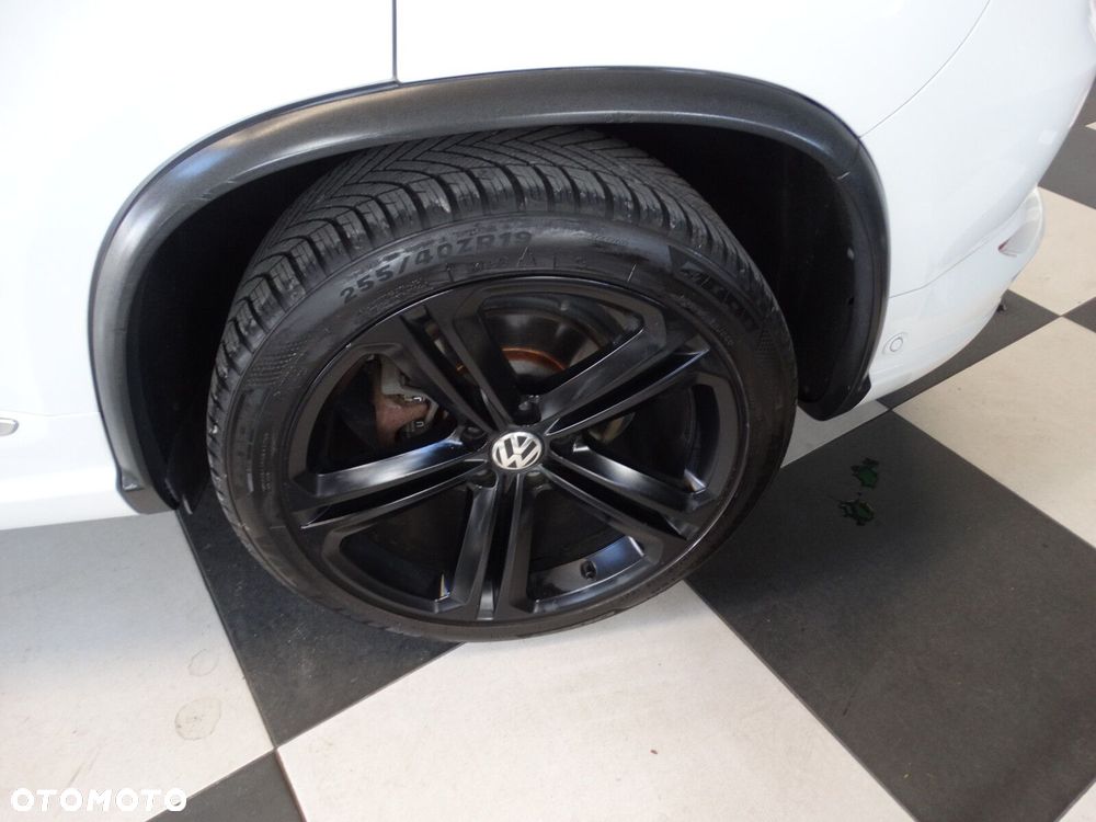 Volkswagen Tiguan 2.0 TSI 4Mot Sport&Style - 9