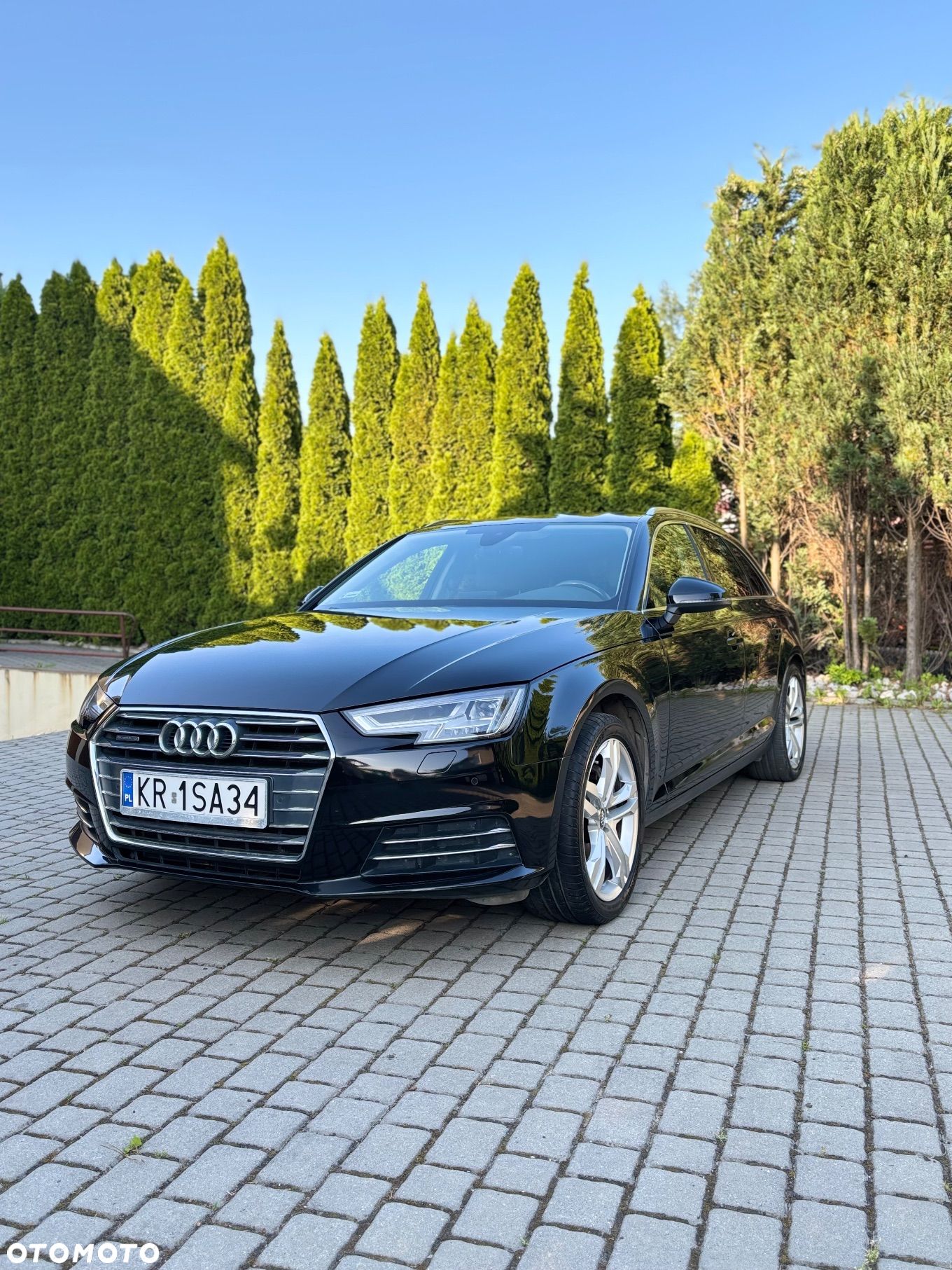 Audi A4 - 1