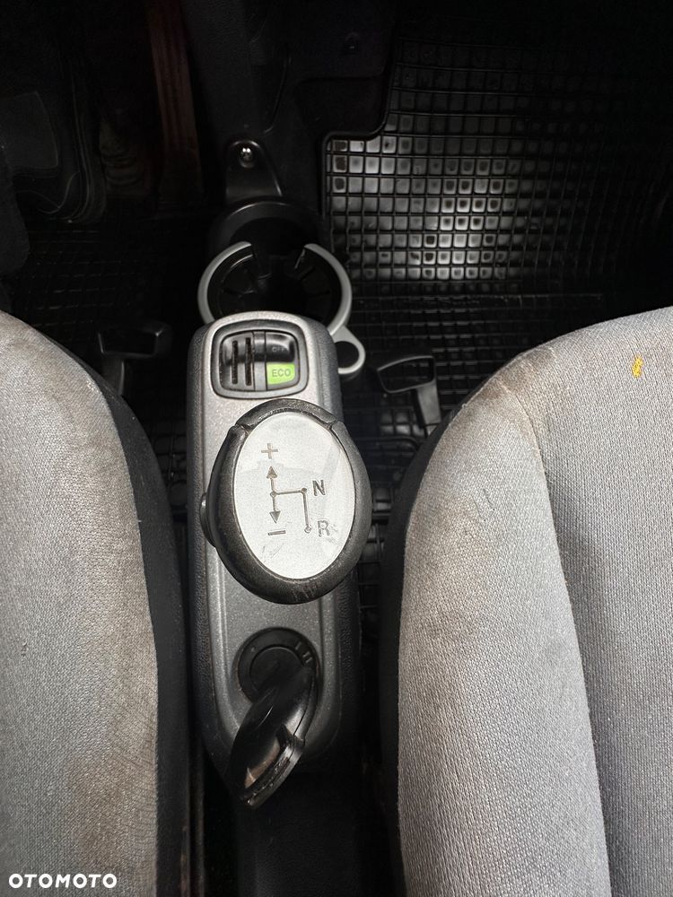Smart Fortwo - 13