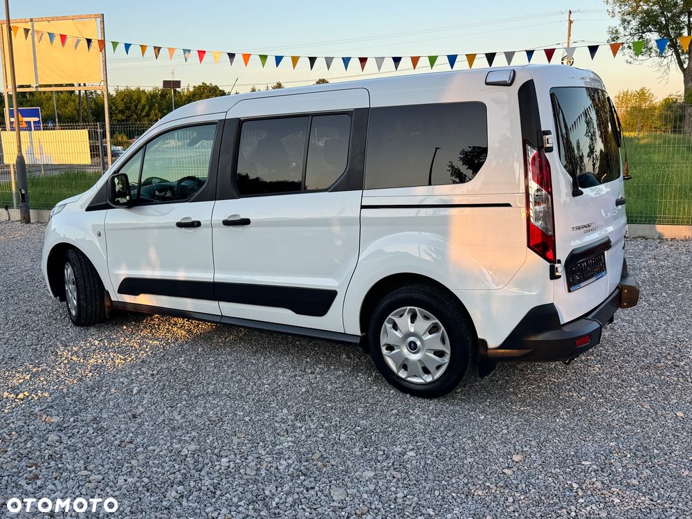 Ford Transit Connect - 16