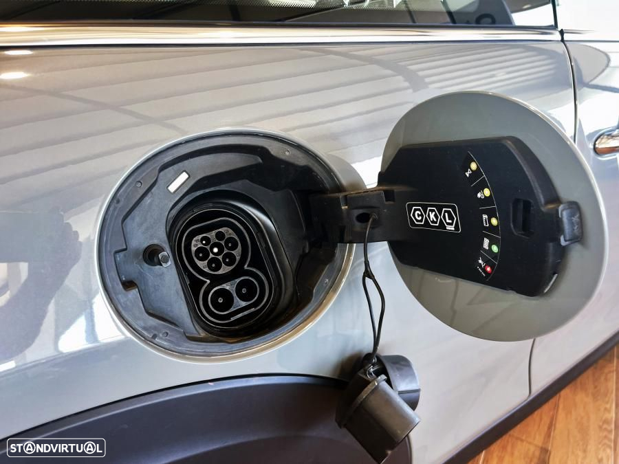 MINI 3 Portas Cooper SE Premium Essential - 13