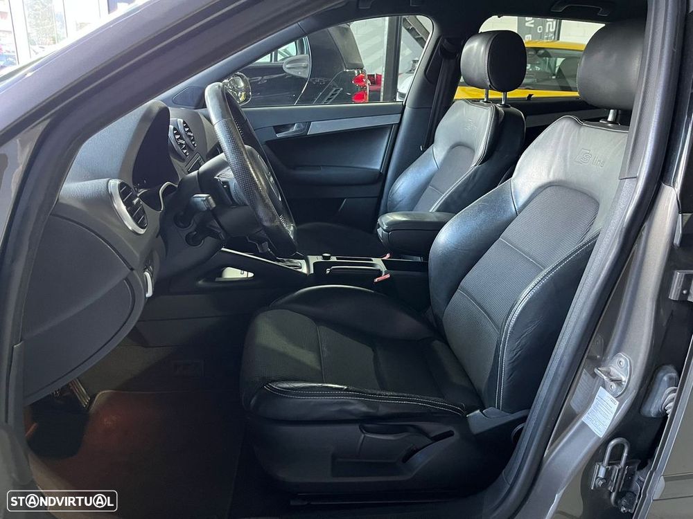 Audi A3 Sportback 1.6 TDI DPF S tronic S line Sport Pack - 9