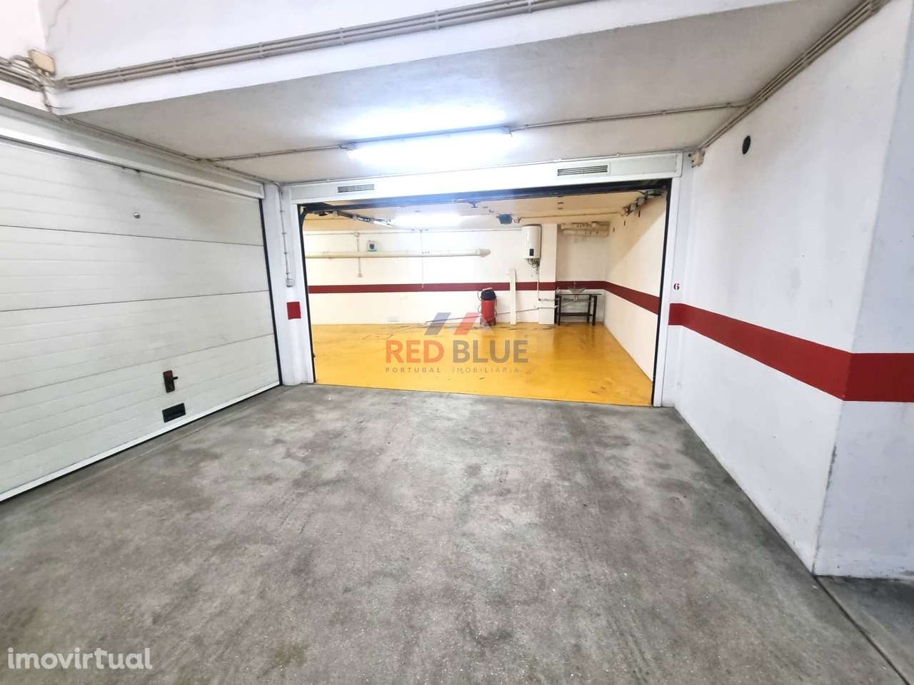 GARAGEM FECHADA + ARRECADAÇÃO E ARRUMOS, PÓVOA DE VARZIM - Grande imagem: 2/18