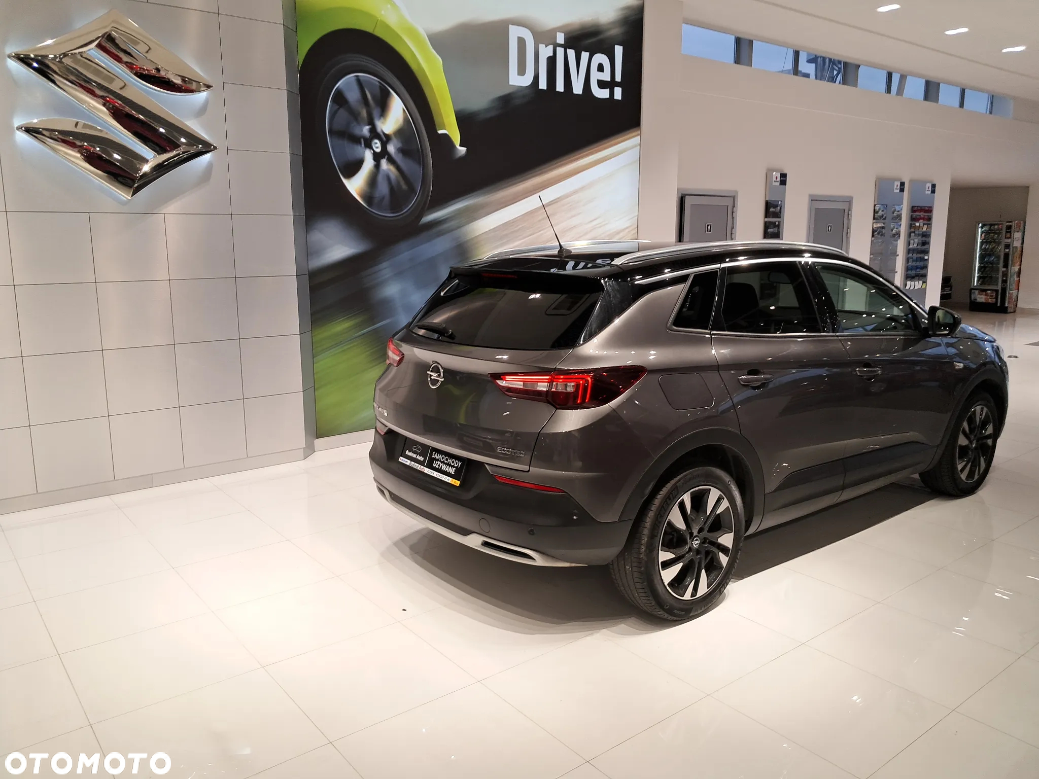 Opel Grandland X 1.2 T GPF Enjoy S&S - 6