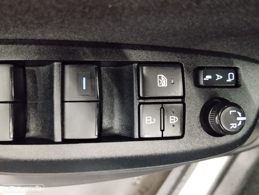 Toyota Yaris Cross 1.5 HDF Square Collection - 20