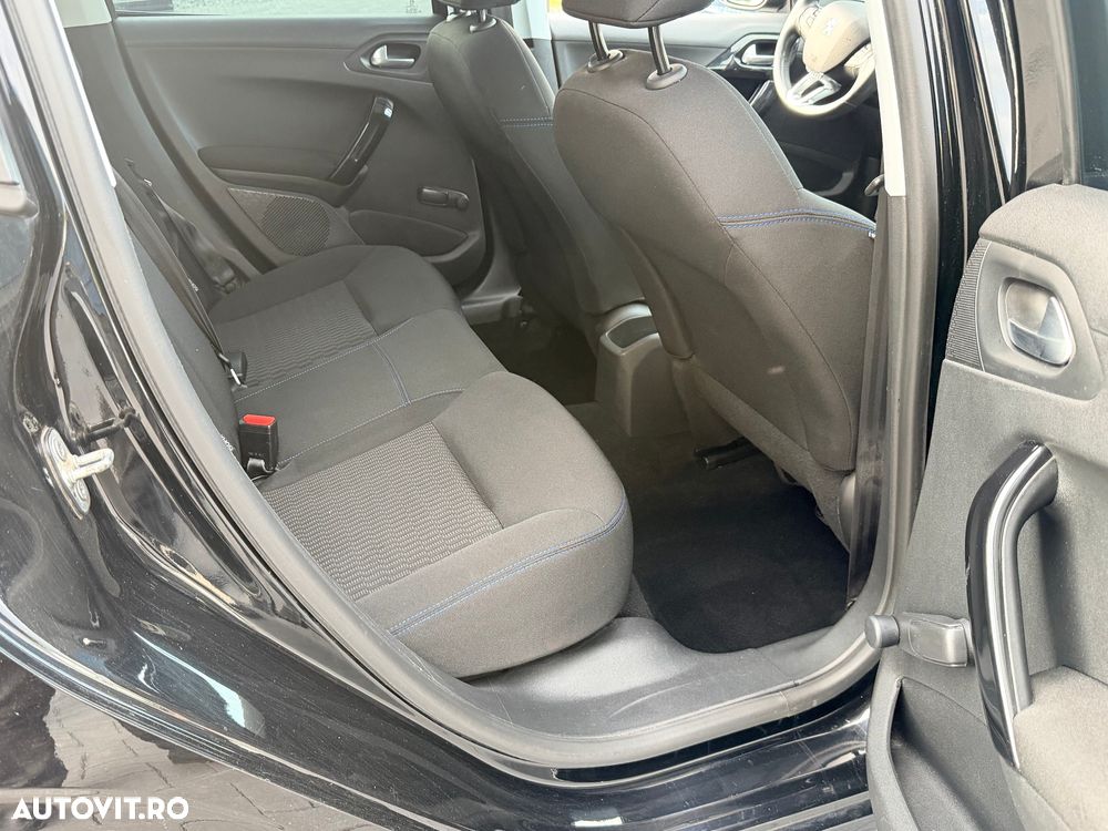 Peugeot 208 PureTech 82 Start & Stop Active - 18