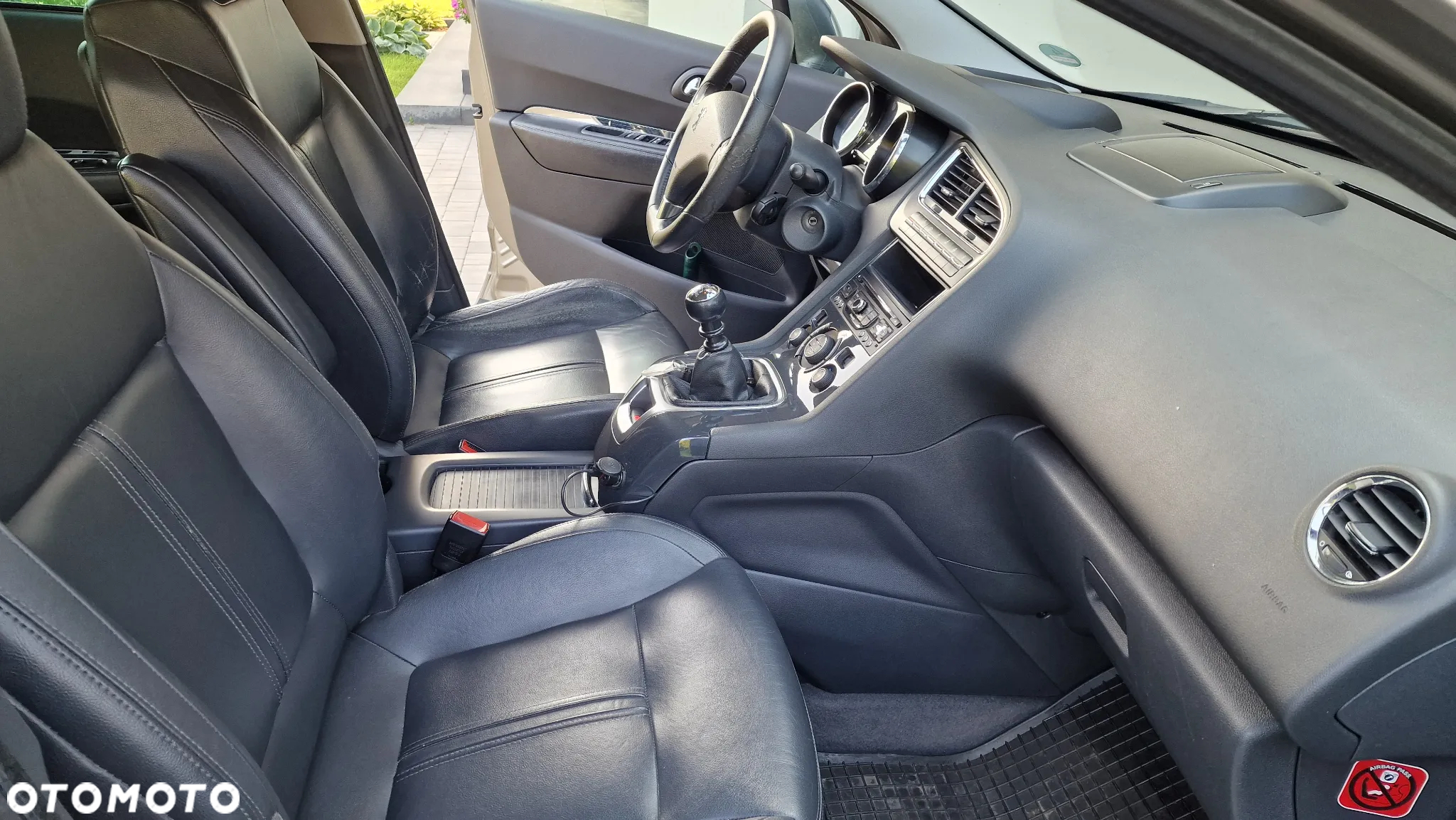 Peugeot 5008 - 18