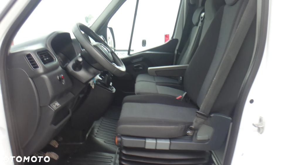 Renault Master - 15