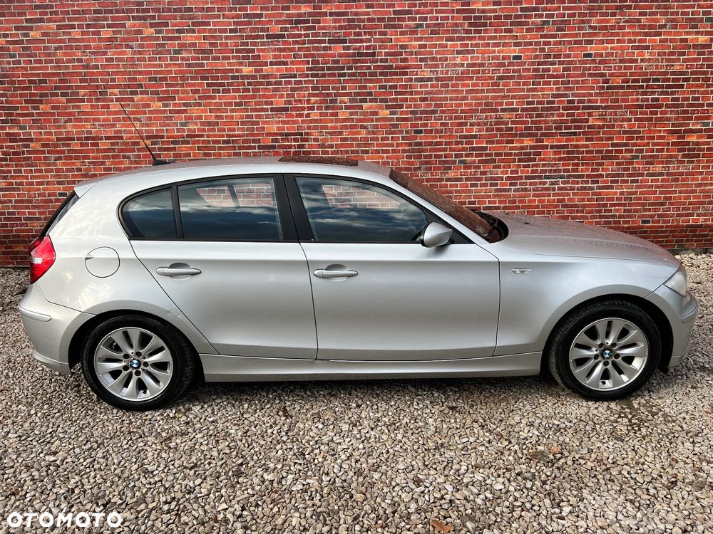 BMW Seria 1 116i - 38