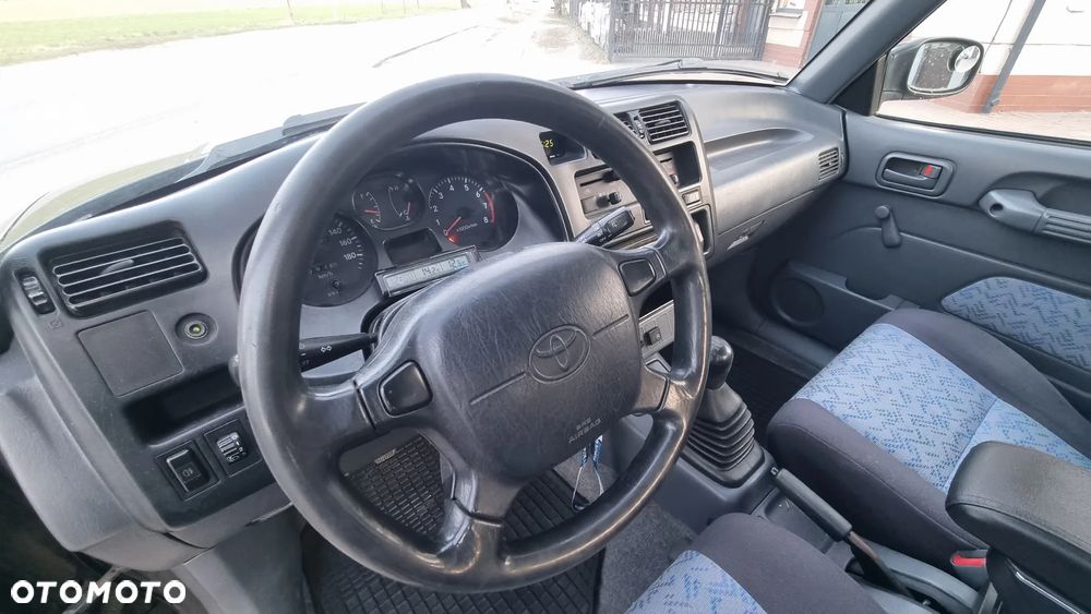 Toyota RAV4 2.0 Fun - 10