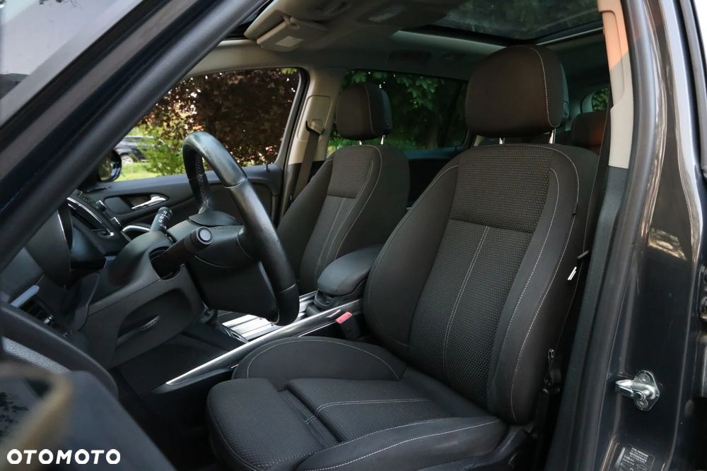 Opel Zafira 1.9 CDTI Cosmo - 33