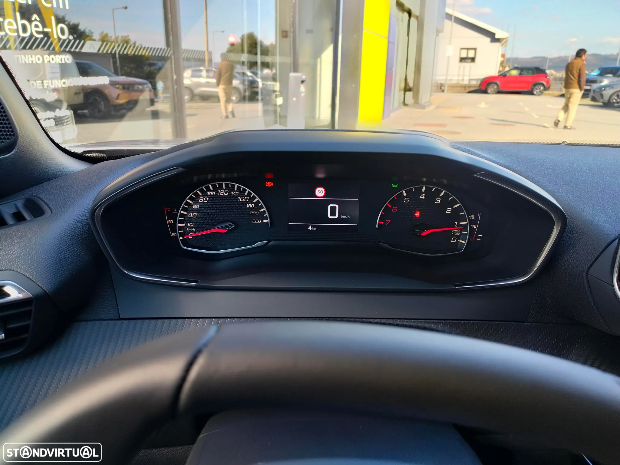 Peugeot 2008 1.2 PureTech Style - 9