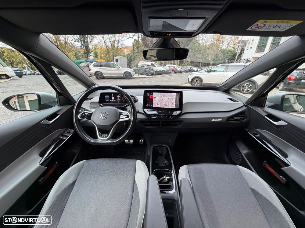 VW ID.3 58 kWh 1st - 35