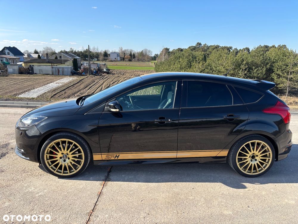 Ford Focus ST - 17