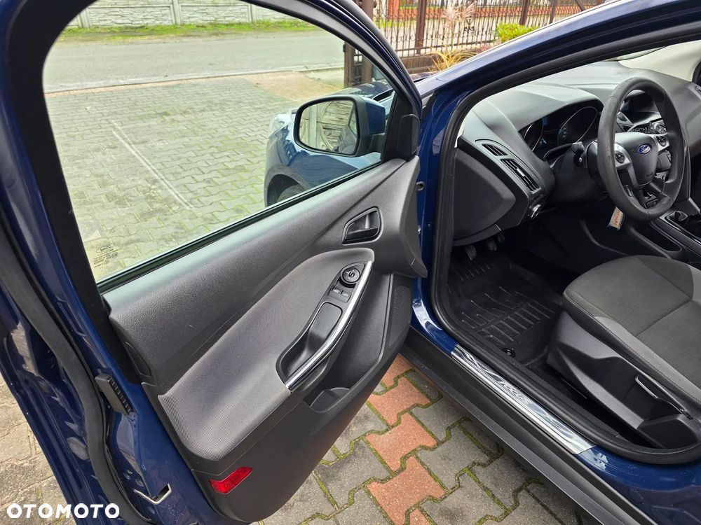 Ford Focus 1.0 EcoBoost Trend - 21