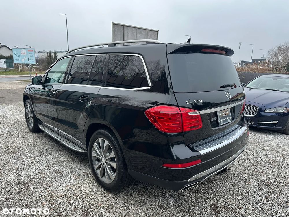 Mercedes-Benz GL 500 4-Matic - 16