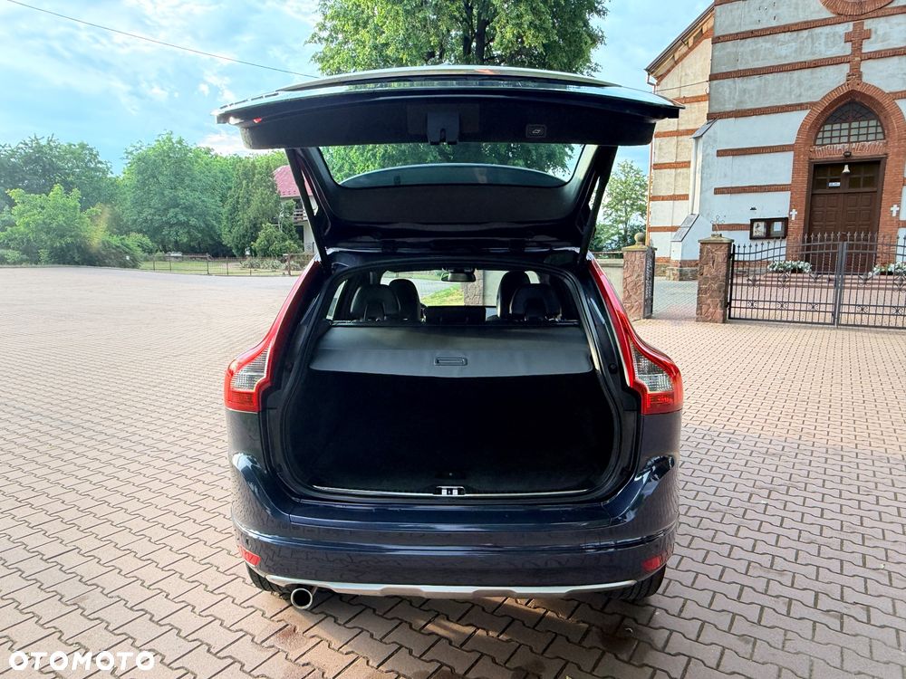 Volvo XC 60 D3 Momentum - 14