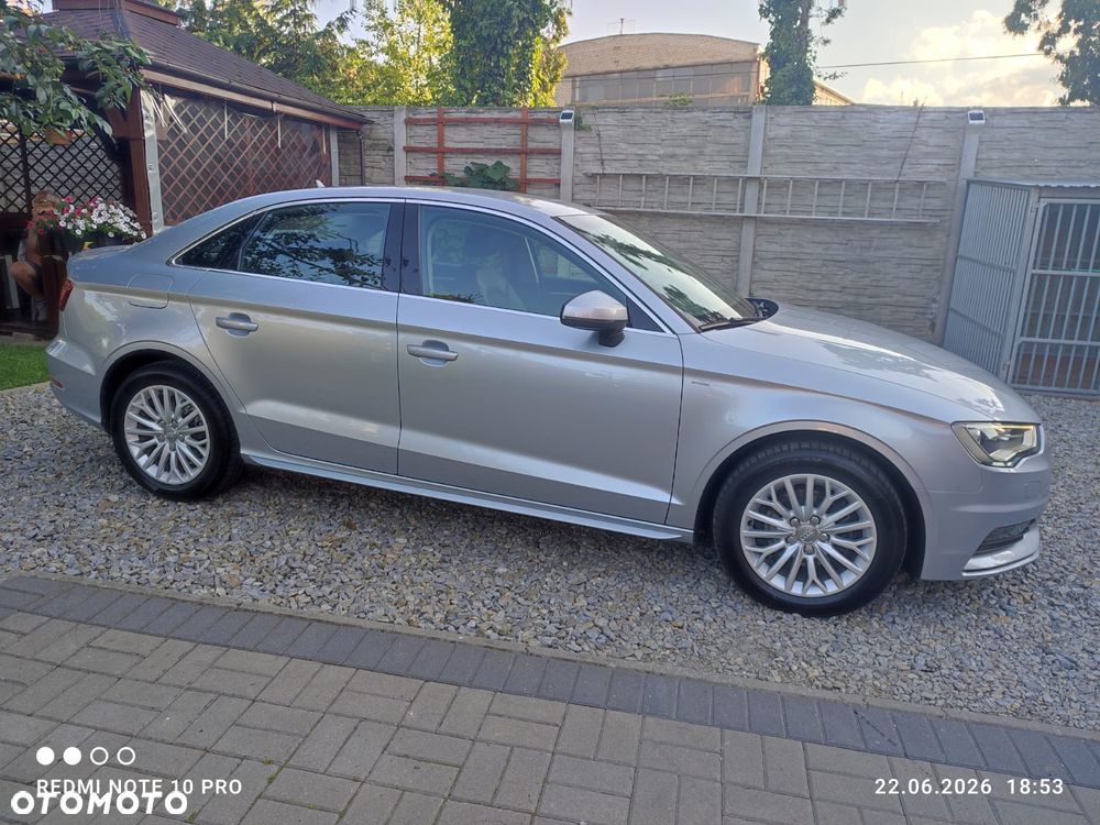Audi A3 Limousine 1.6 TDI (clean diesel) S line Sportpaket - 11