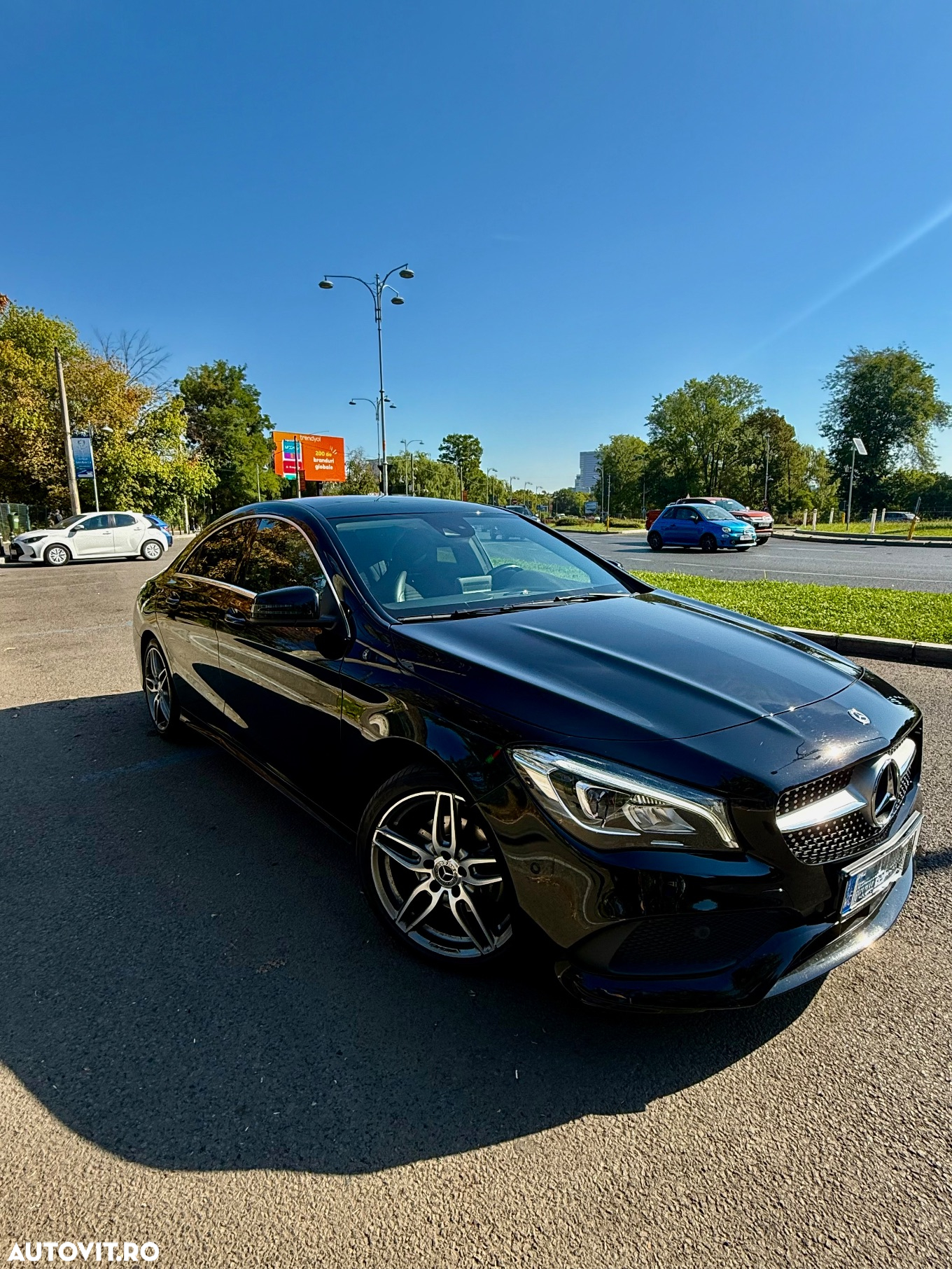 Mercedes-Benz CLA 200 7G-DCT AMG Line - 8