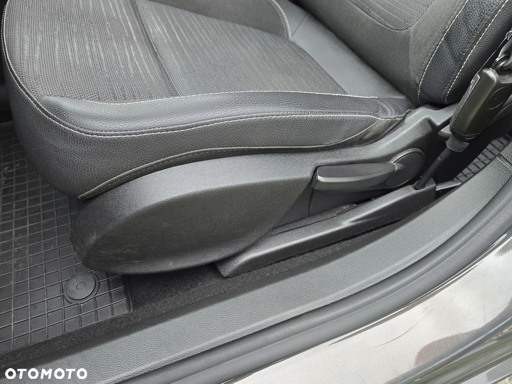 Opel Astra IV 1.4 T Enjoy EU6 - 20