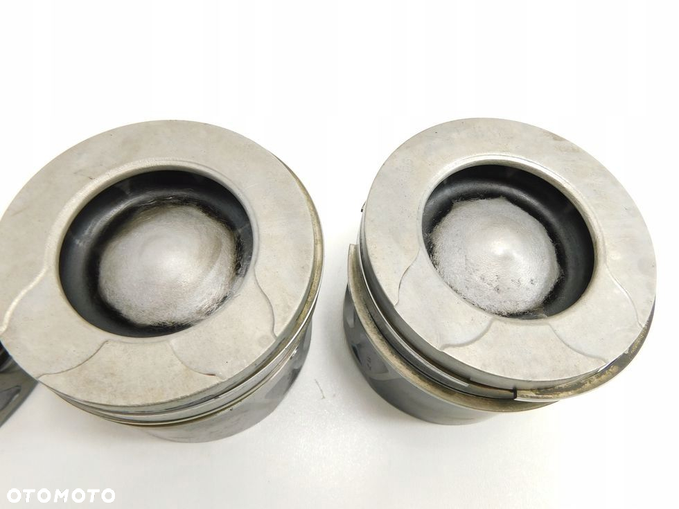 Tłok tłoki 2.0 HDI TDCI EURO 5 Ford Peugeot Citroen C5 III C4 II 508 5008 - 4
