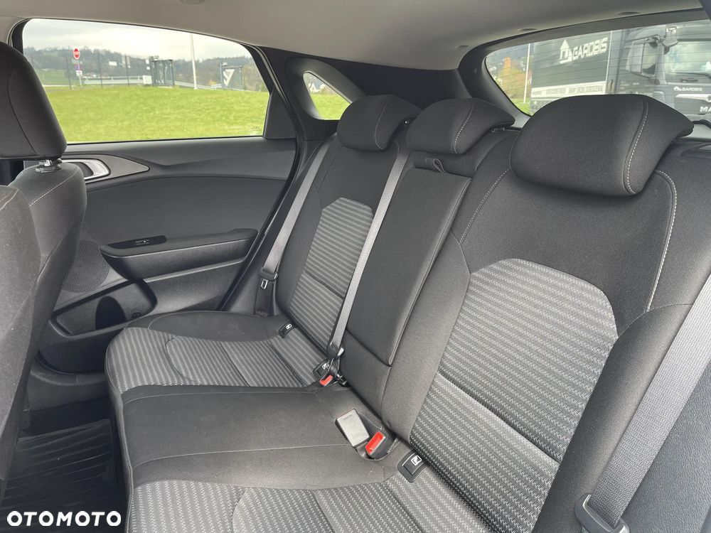 Kia Ceed 1.5 T-GDI M DCT - 17