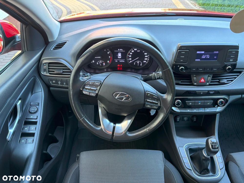 Hyundai i30 1.5 DPI Modern - 21