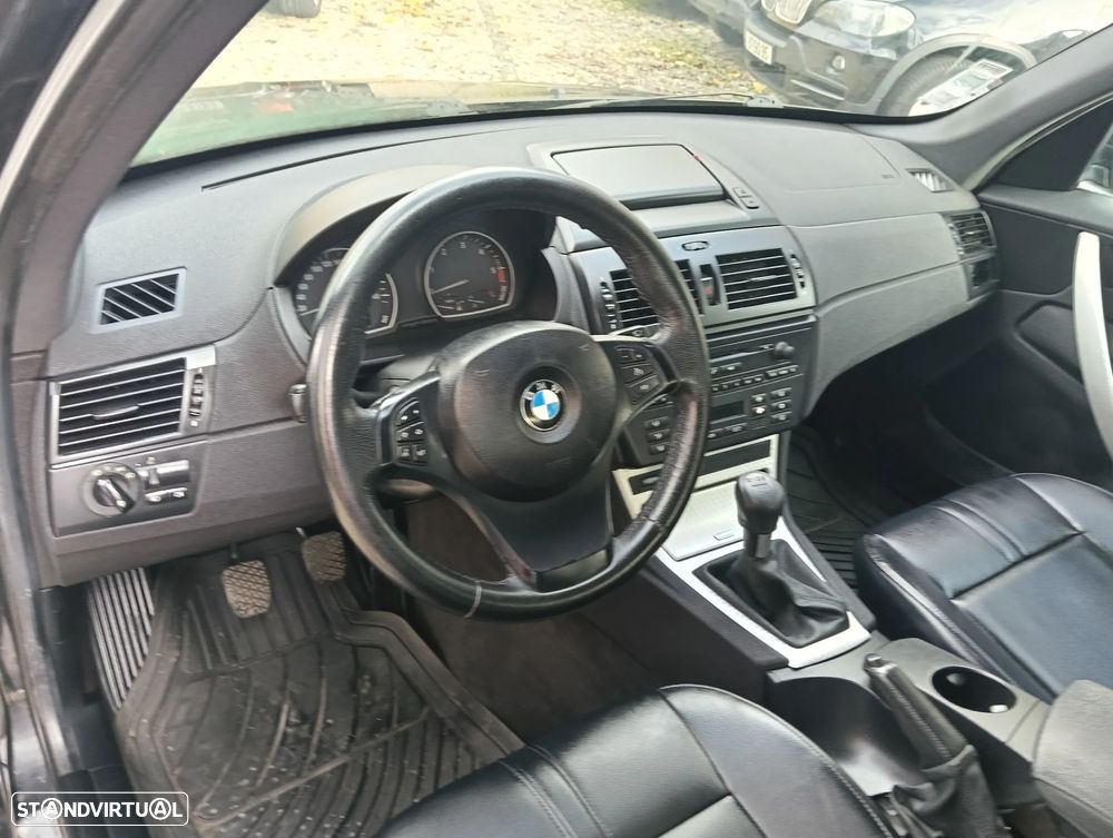 BMW X3 2.0 d LifeStyle - 23