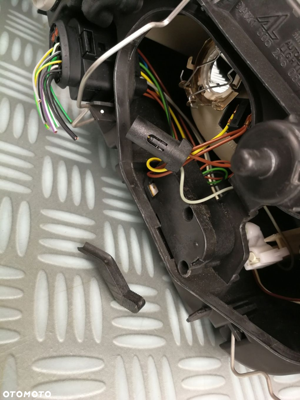 reflektor lampa prawy prawa lewa lewy przód przednia ALFA ROMEO GT 03-10 EU - 16