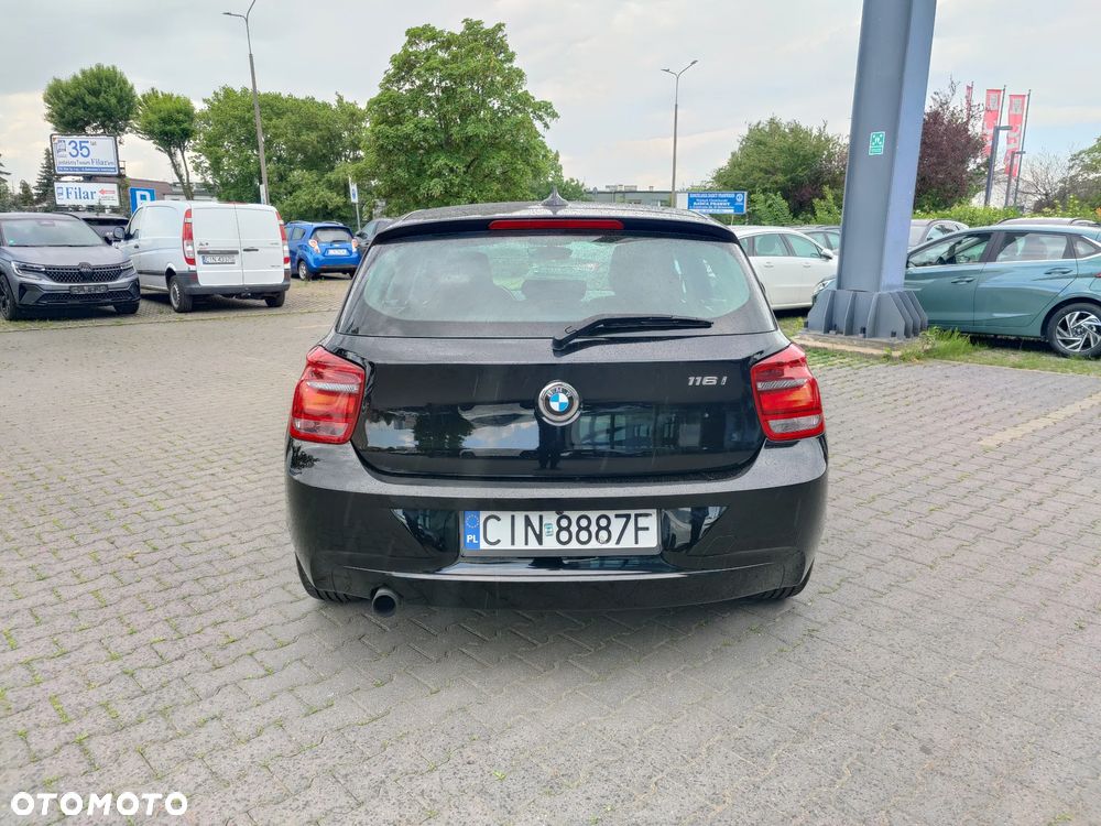 BMW Seria 1 116i - 9