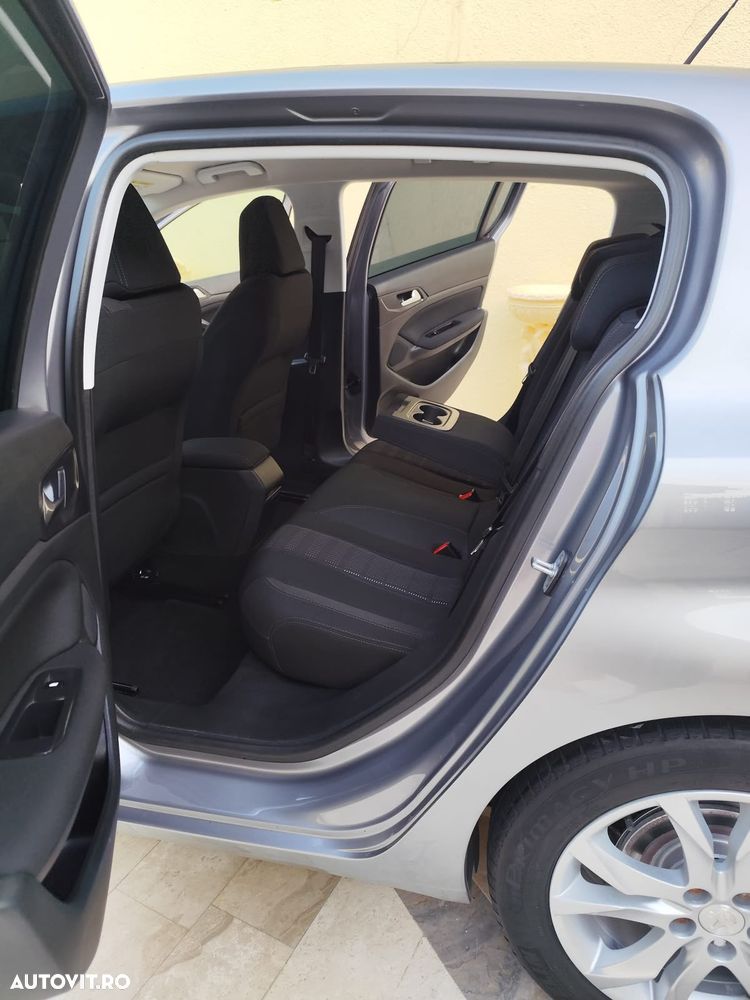 Peugeot 308 - 7