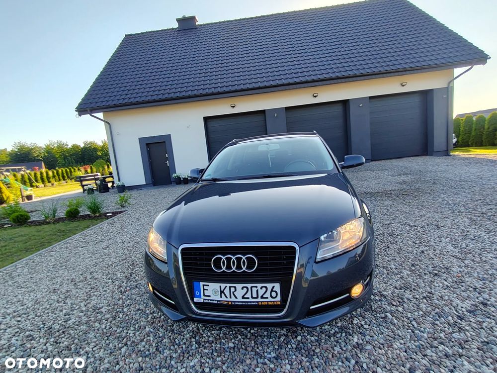 Audi A3 Sportback 1.6 Ambiente - 30