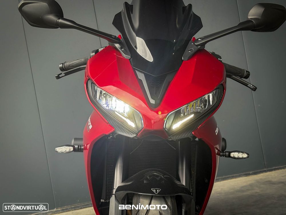 Triumph Daytona 660 - 15