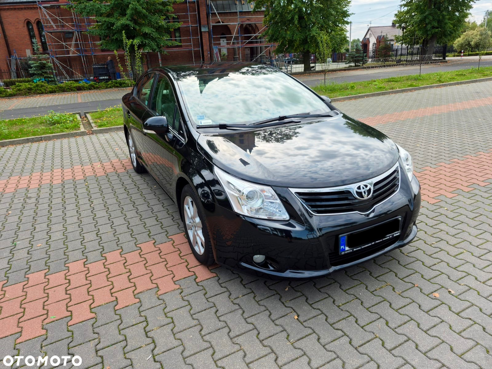 Toyota Avensis 1.8 Premium - 4