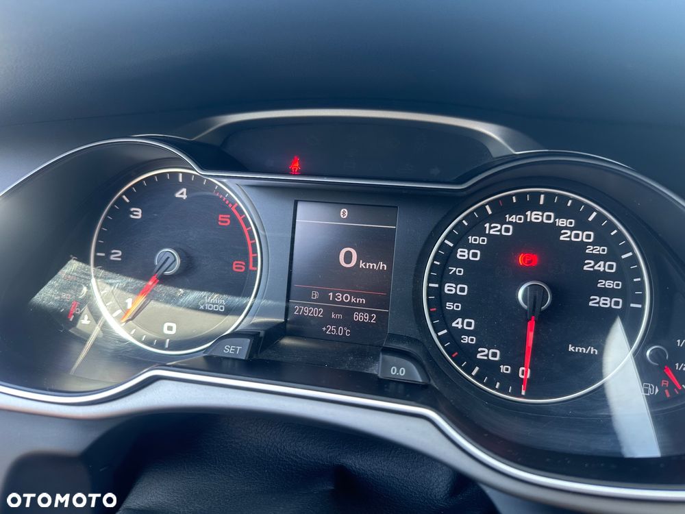 Audi A4 Avant 2.0 TDI DPF quattro Ambiente - 11