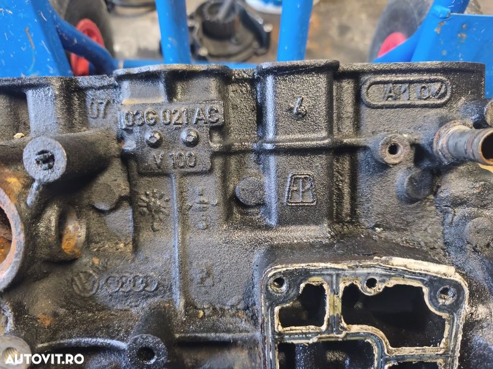 Bloc motor BMP 2.0 tdi 103 kw 140 cp Volkswagen Passat B6 2005-2010 - 7