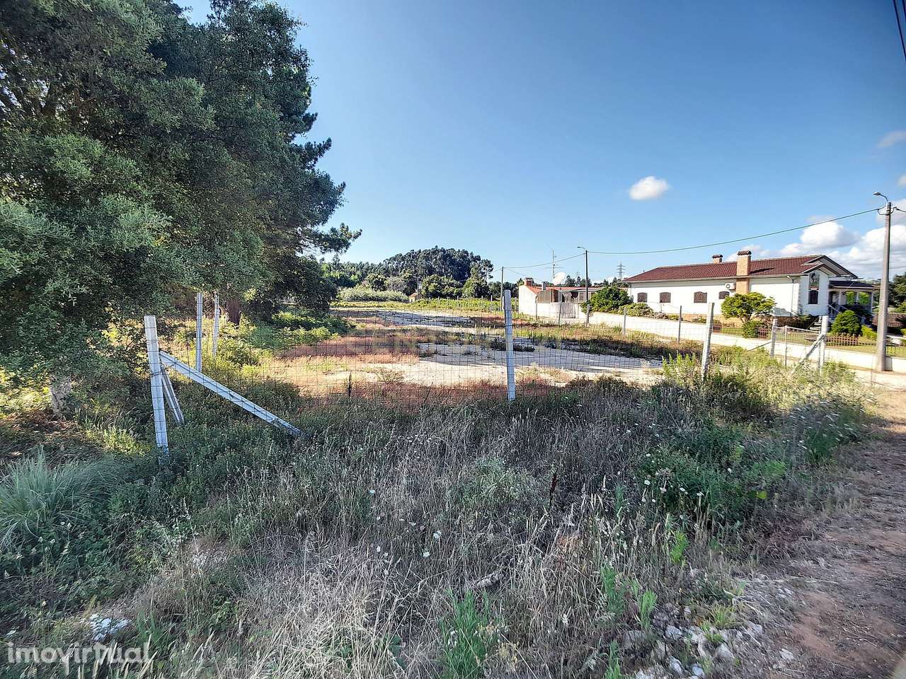 Terreno para construção com 20 metros de frente em Barrô, Águeda. - Grande imagem: 3/6