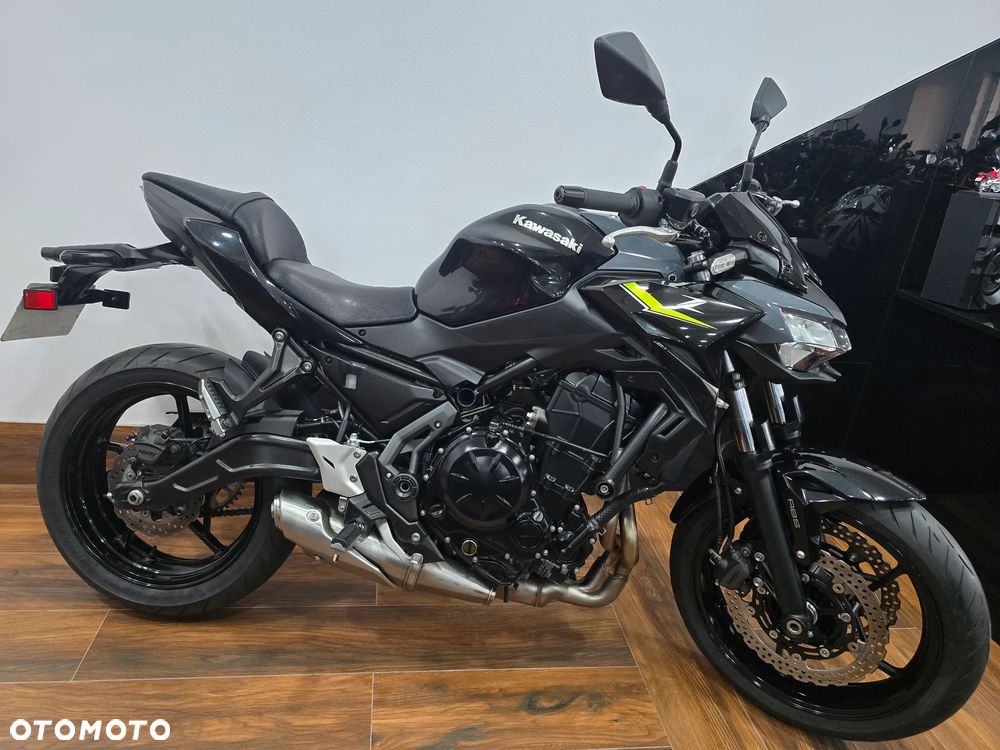 Kawasaki Z 650 - 5