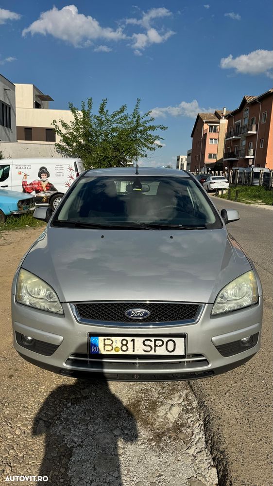 Ford Focus 2.0 TDCi Ghia - 4