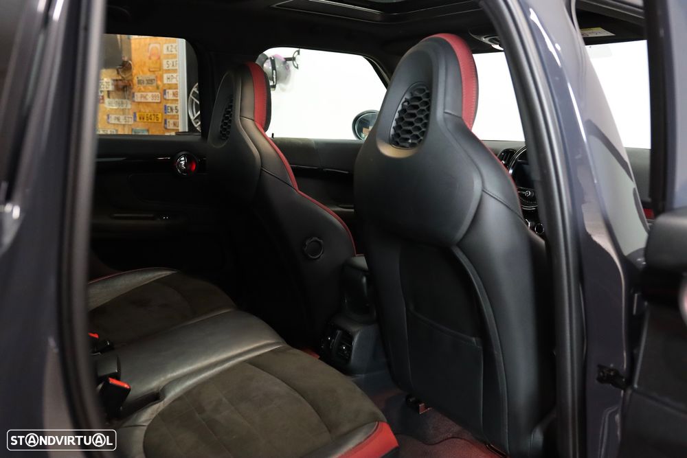 MINI Countryman Cooper SE ALL4 Auto - 30