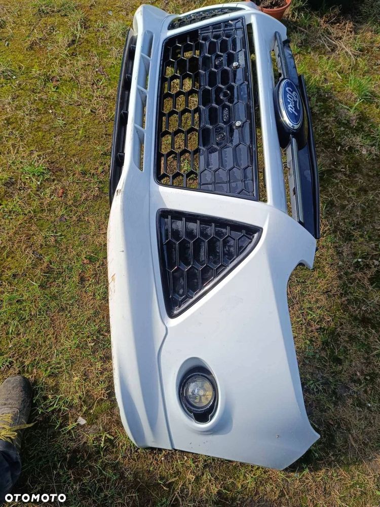 zderzak przedni ford focus mk3 2012 rok - 3