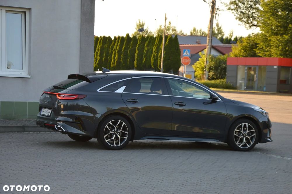 Kia ProCeed 1.5 T-GDI GT Line DCT - 11