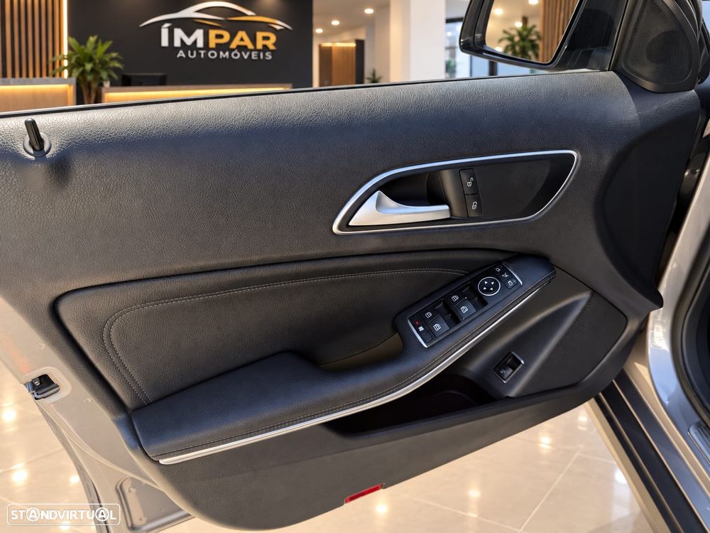 Mercedes-Benz GLA 180 - 13
