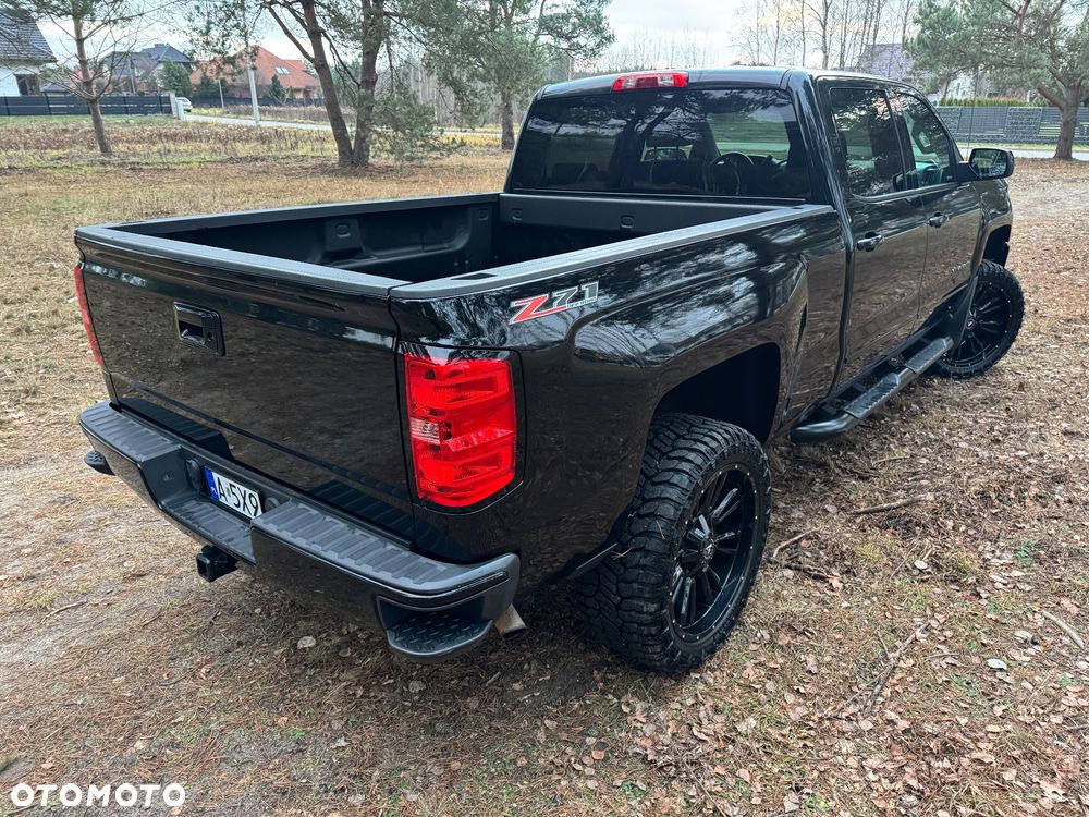 Chevrolet Silverado - 14