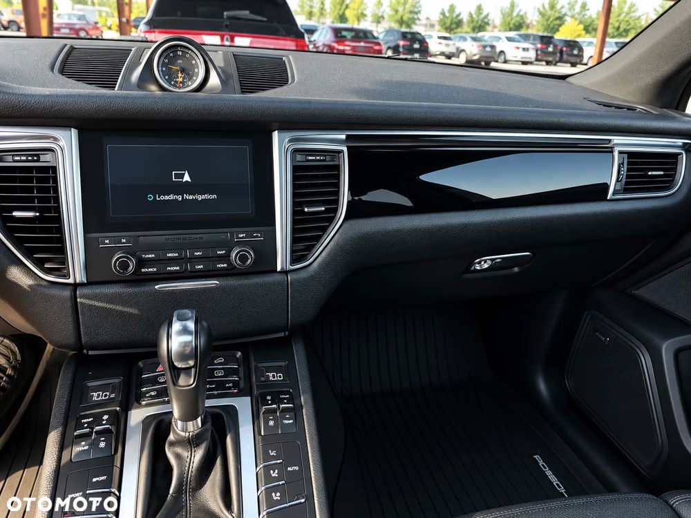 Porsche Macan - 9